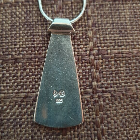 Vintage Retired SILPADA 925 Sterling Silver Hammered Pendant Necklace - Picture 10 of 11